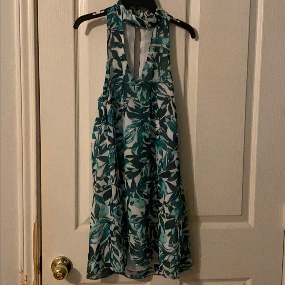Leaf printed dress